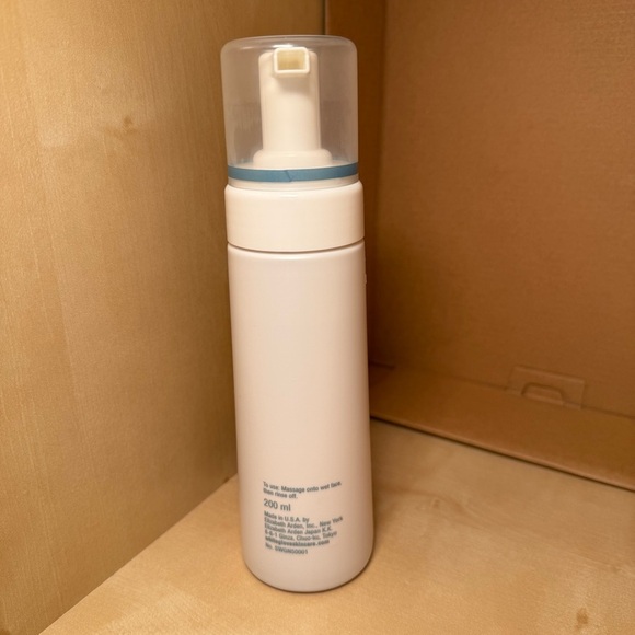 NWB Elizabeth Arden White Glove Extreme Clarifying Foam Cleanser - Picture 3 of 5